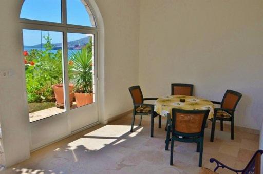 Apartment Knez Трогир Экстерьер фото