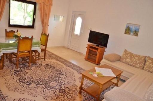 Apartment Knez Трогир Экстерьер фото